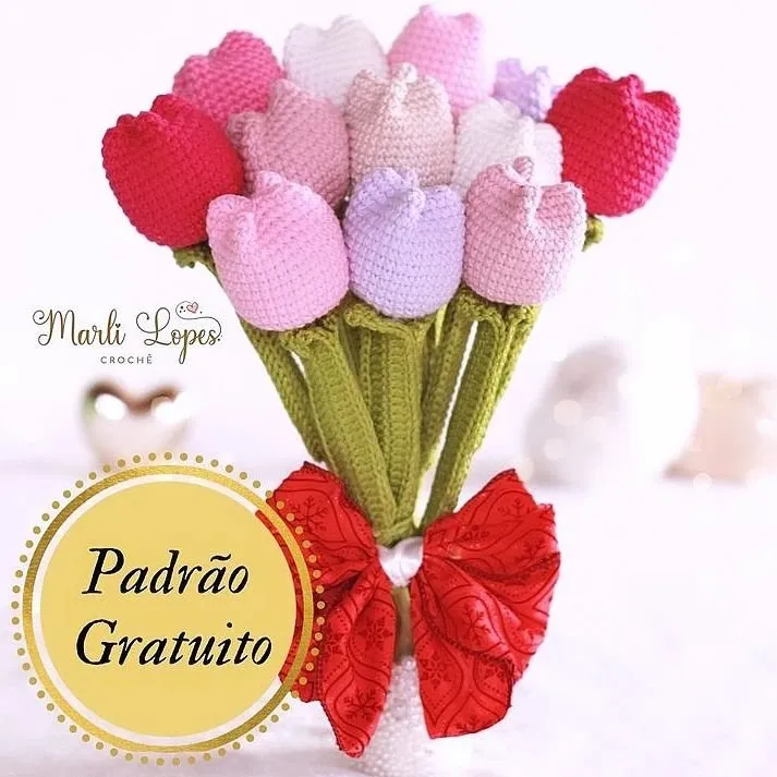 Tulipanes tejidos a crochet por Marli Lopes