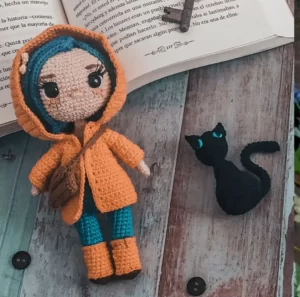 Patrón Amigurumi gratis Coraline