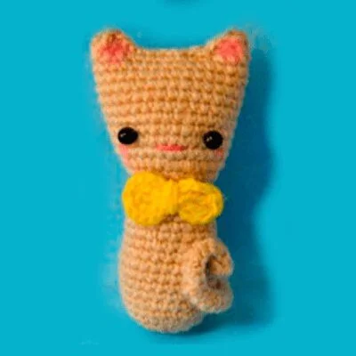 Llavero patron gratis amigurumi gato