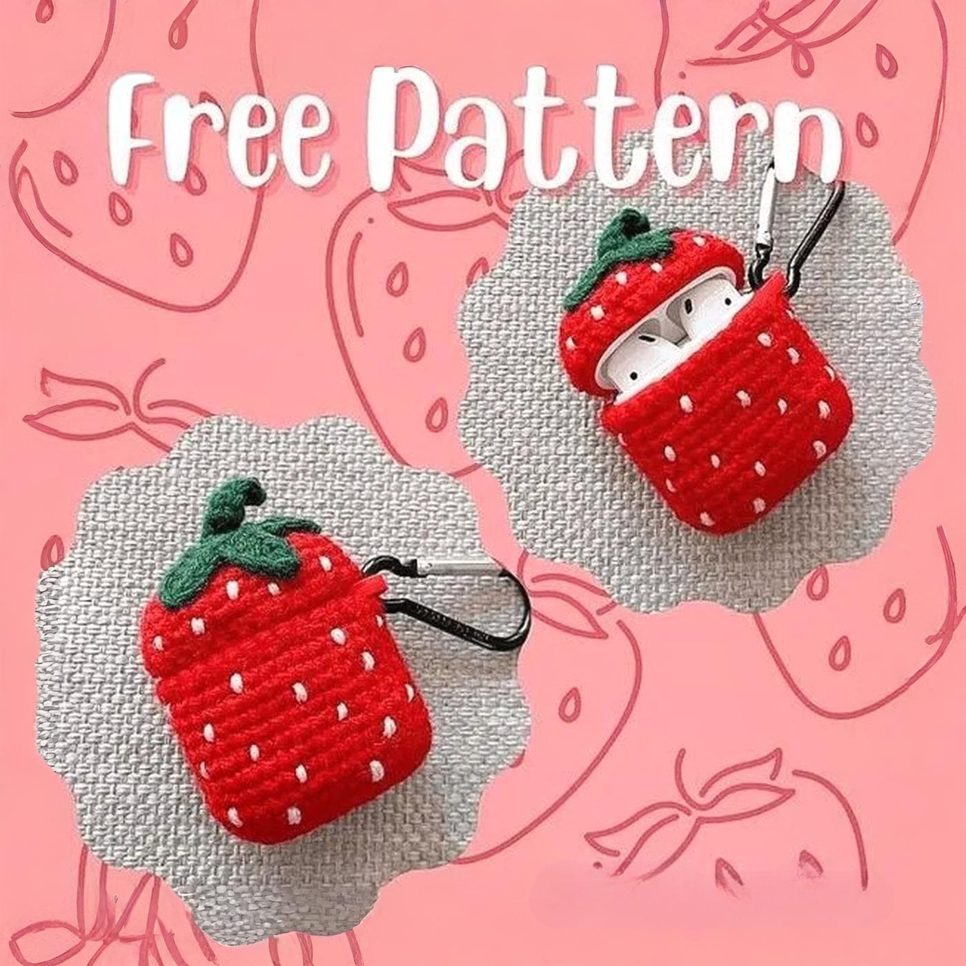 Funda de fresa para AirPods tejida a crochet terminada, mostrando la parte superior e inferior