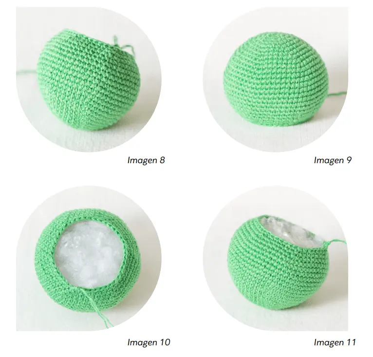 Cuatro Imágenes Que Muestran Las Etapas Del Relleno De Una Bola De Crochet Verde Imagen 8 Sin Relleno Con Apertura Imagen 9 Comenzando a Empujar El Relleno Hacia Adentro Imagen 10 Parcialmente Relleno Imagen 11 Completamente Lleno Casi Cerrado