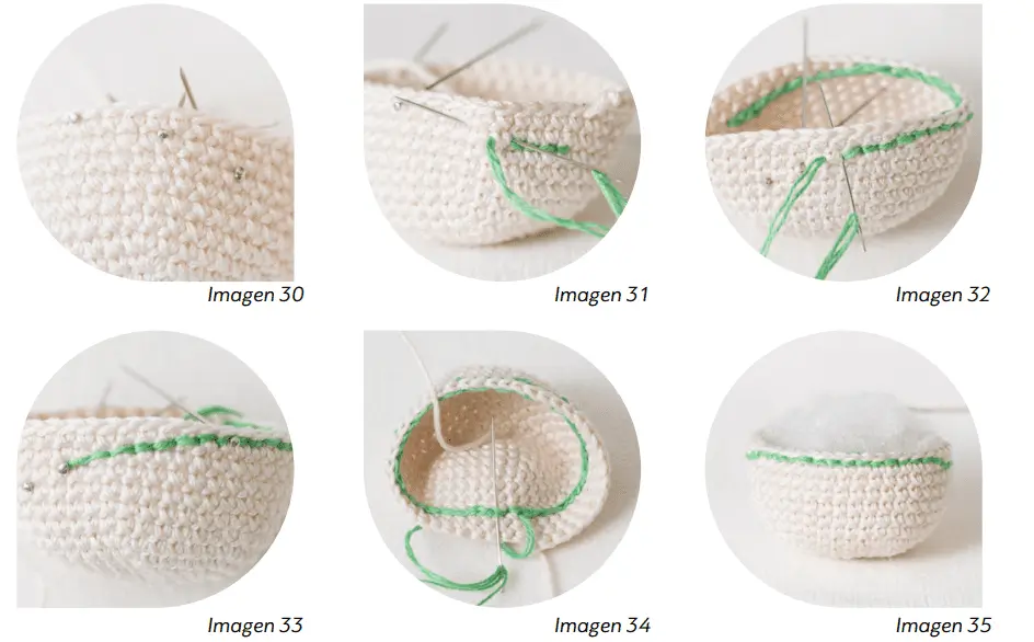 Seis Imágenes Muestran Los Pasos Para Coser Y Rellenar Una Prenda De Crochet Cada Imagen Etiquetada Del 30 Al 35 Muestra Etapas Progresivas Del Proceso Desde La Costura Inicial Hasta La Adición De Hilo Verde Y Relleno El Fondo Es Blanco