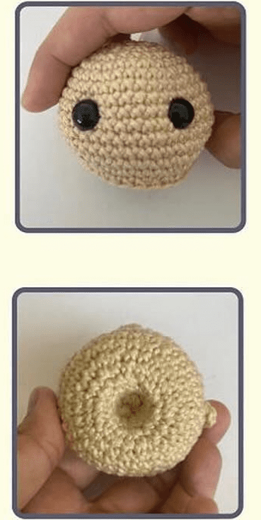 Imagen De Portada Una Mano Sosteniendo Una Bola De Crochet Con Dos Ojos Negros Imagen Inferior Una Mano Sosteniendo La Misma Bola De Crochet Mostrando La Parte Posterior Con Una Muesca Circular