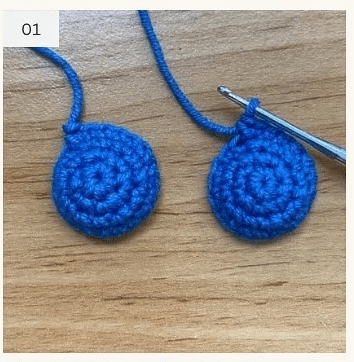 Dos Círculos Azules Tejidos a Crochet Partes De Totoro Amigurumi